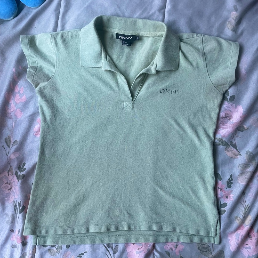 Light green DKNY collard top